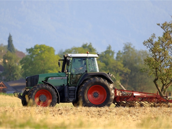 Entre 3 700 et 233 230 l’hectare de terre arable dans l’UE