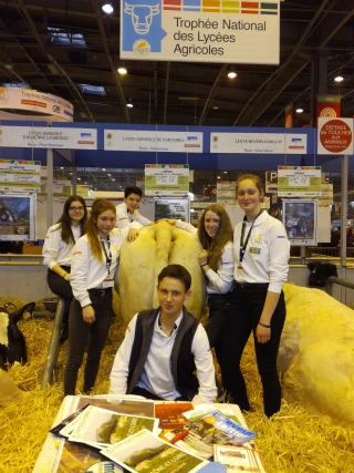 Les lycéens de Fontaines ont fait le show au Salon de l'agriculture à Paris
