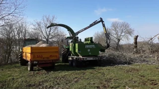 Un complément de revenu par le broyage de bois