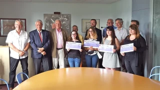 Quatre étudiantes du lycée viticole de Davayé aidées financièrement par le Comité des salons et concours de Mâcon