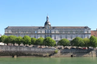 L’ancien Hôpital Saint-Laurent à Chalon-sur-Saône