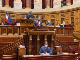 Le sénateur Genet défend l’enseignement agricole