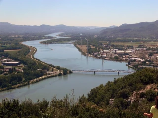 40 millions d’eau manquent déjà en été en Rhône-Alpes