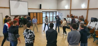 Initiation au théâtre au Lycée de la Nature et de la Forêt de Velet