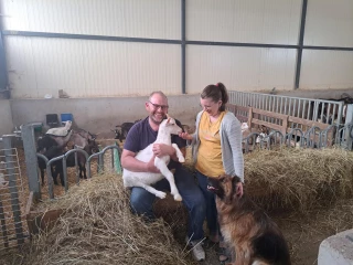 La poule coq’ette bien dans ses bottes