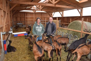EAU A LA BOUCHE : Associés à la ferme et au pré