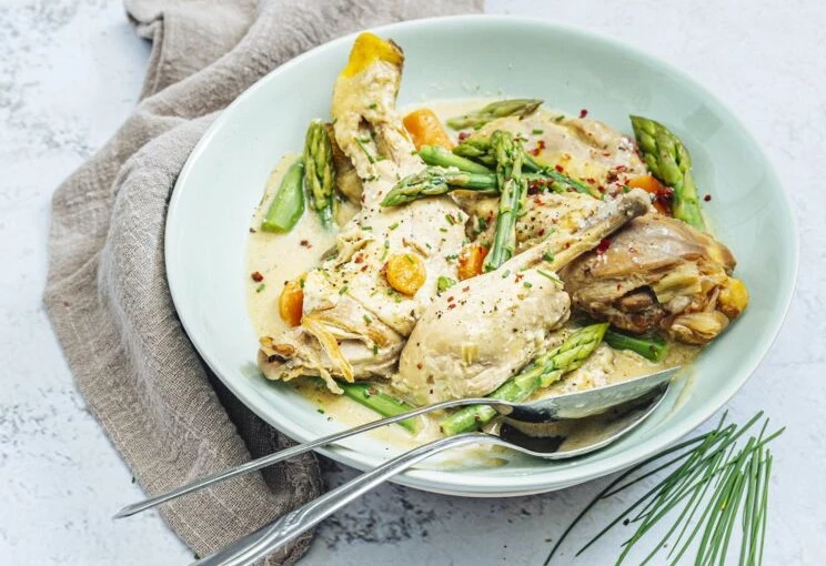 Suprêmes de volaille aux asperges