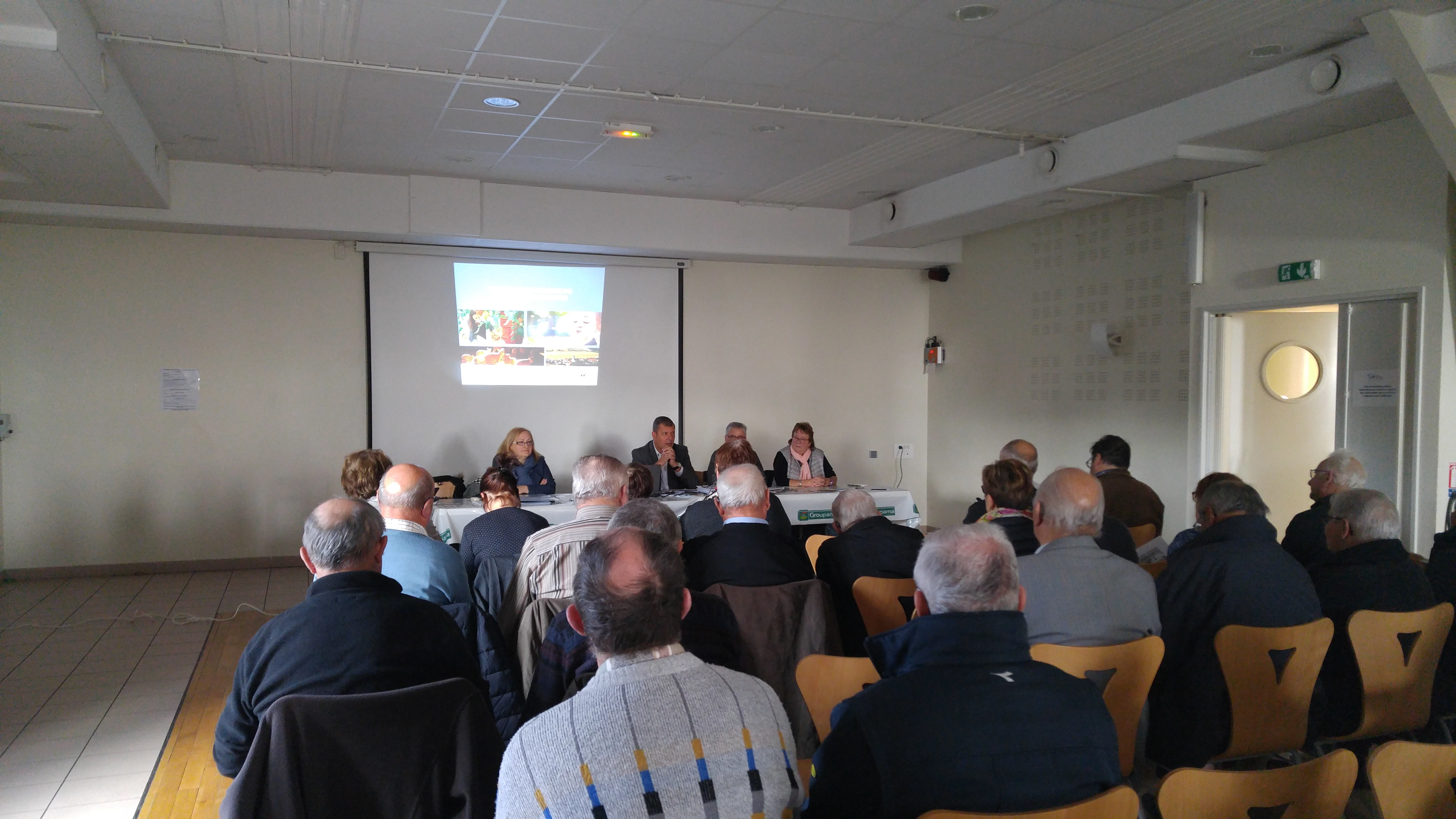 Les agricultrices informent sur les aides auxquels peut prétendre le monde agricole en matière de santé, de famille et de retraite