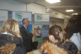Les lycées de Fontaines et Tournus dévoilent leurs atouts lors du salon Excellence pro à Chalon