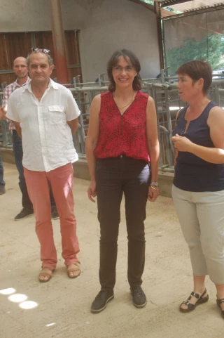 La sous-préfète à la découverte de la filière AOP Boeuf de Charolles
