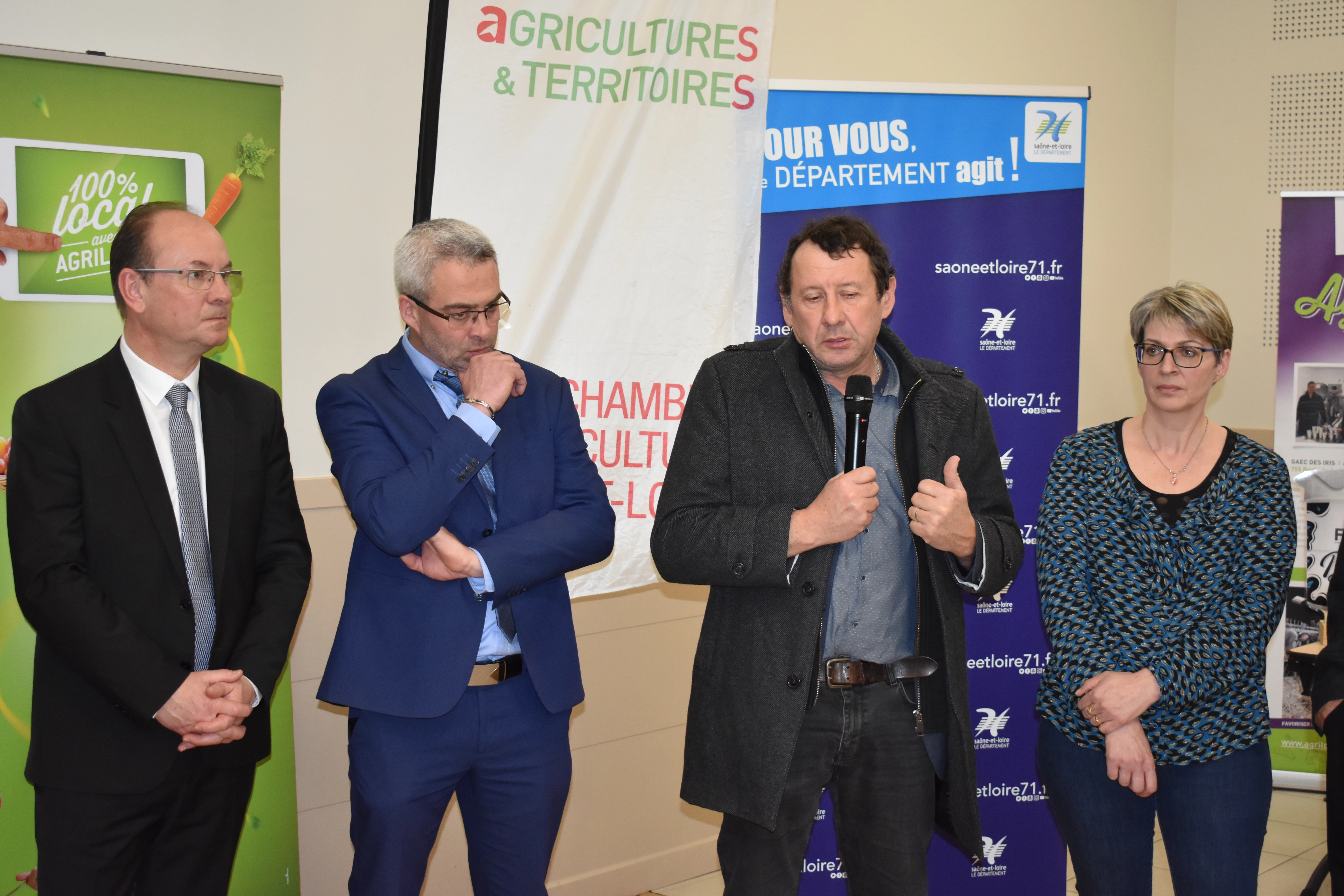 Des échanges fructueux lors du Salon des produits locaux à Châtenoy-le-Royal
