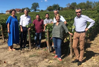 André Accary à la rencontre des vignerons à Couches