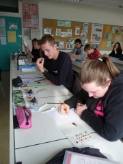 La classe de seconde générale du lycée Lucie Aubrac de Davayé explore le commerce équitable