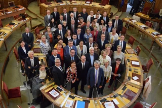 La « politique de la dentelle »
