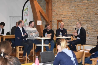 Une table ronde autour de l'emploi.