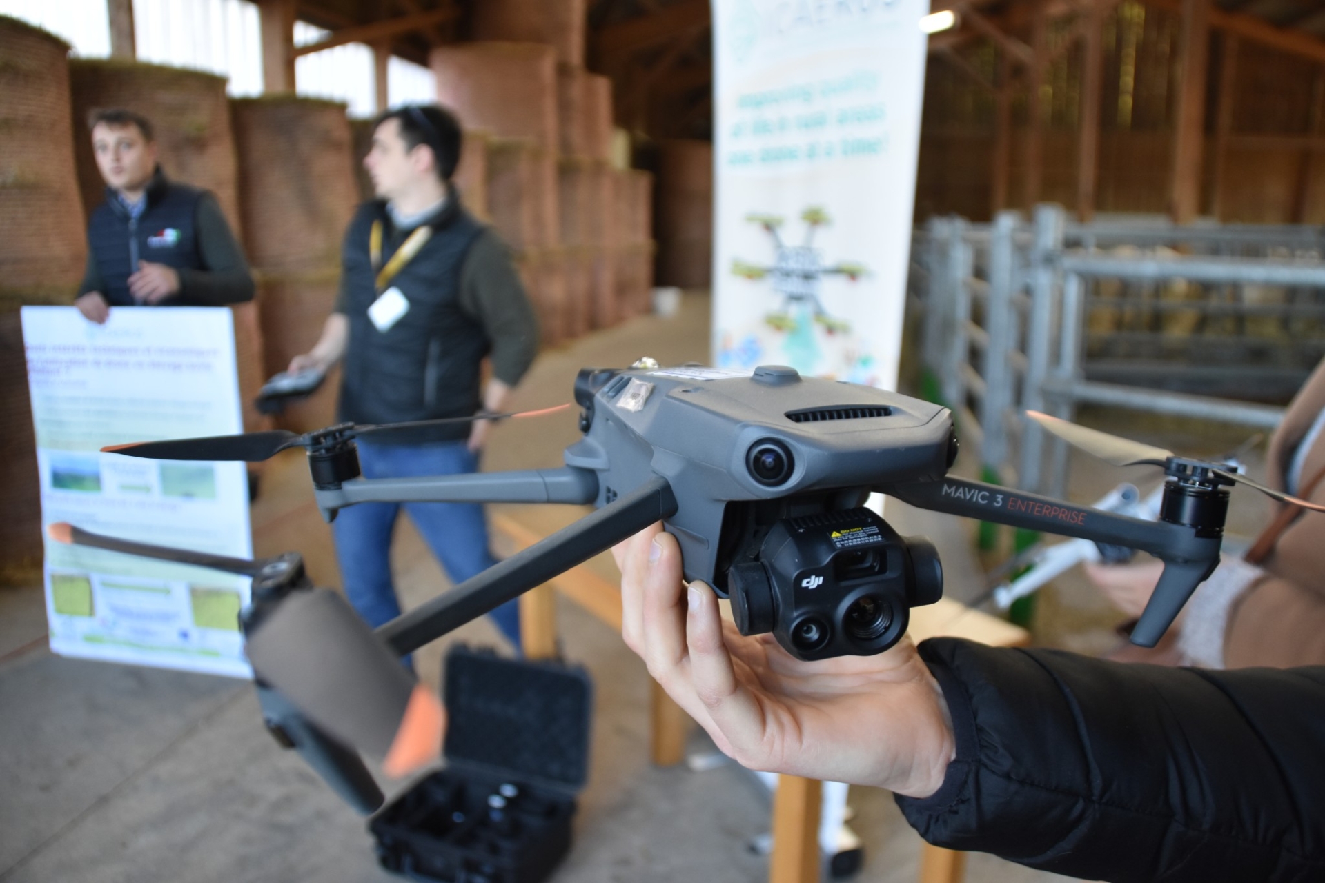 Petit modèle de drone, le plus accessible, entre 400 et 1.000 € HT. 
