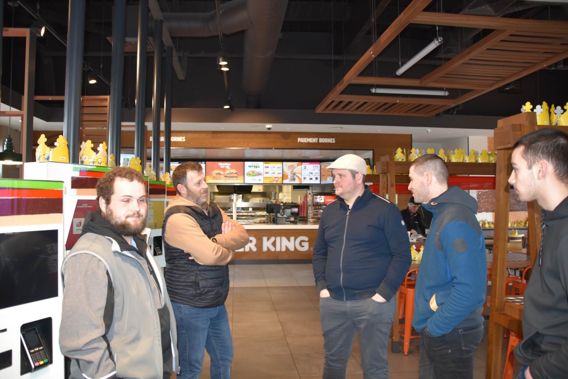 Les éleveurs mobilisés pour obtenir les bons de livraison de Burger King, à Montceau-les-Mines.