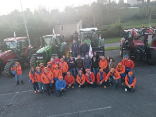 Un défilé de tracteurs des JA en ouverture du Festival du Boeuf !