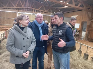 <B>La filière ovine se rappelle </B><B>à la Région</B>