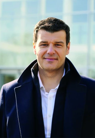 J.Bosch : « Je n'ai jamais rompu le lien avec l'école »