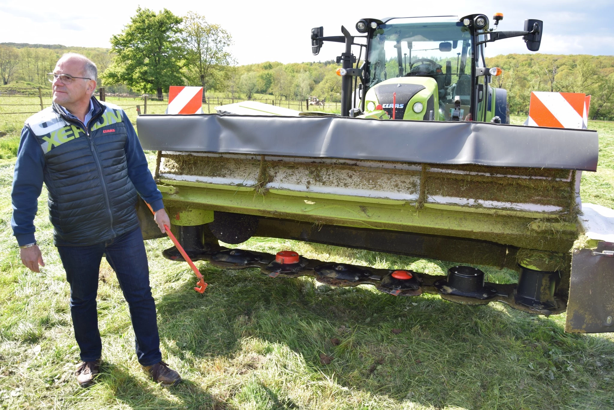 6 m 40 de coupe, 130 CV, 4 ha/heure…