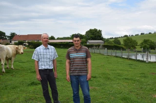 Au Gaec de Sernier à Saint-Christophe-en-Brionnais, l’eau de pluie est servie dans les abreuvoirs