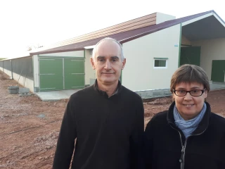 Isabelle et Michel Carrette à Vérosvres ont opté pour la dernière génération de canardière bien-être 