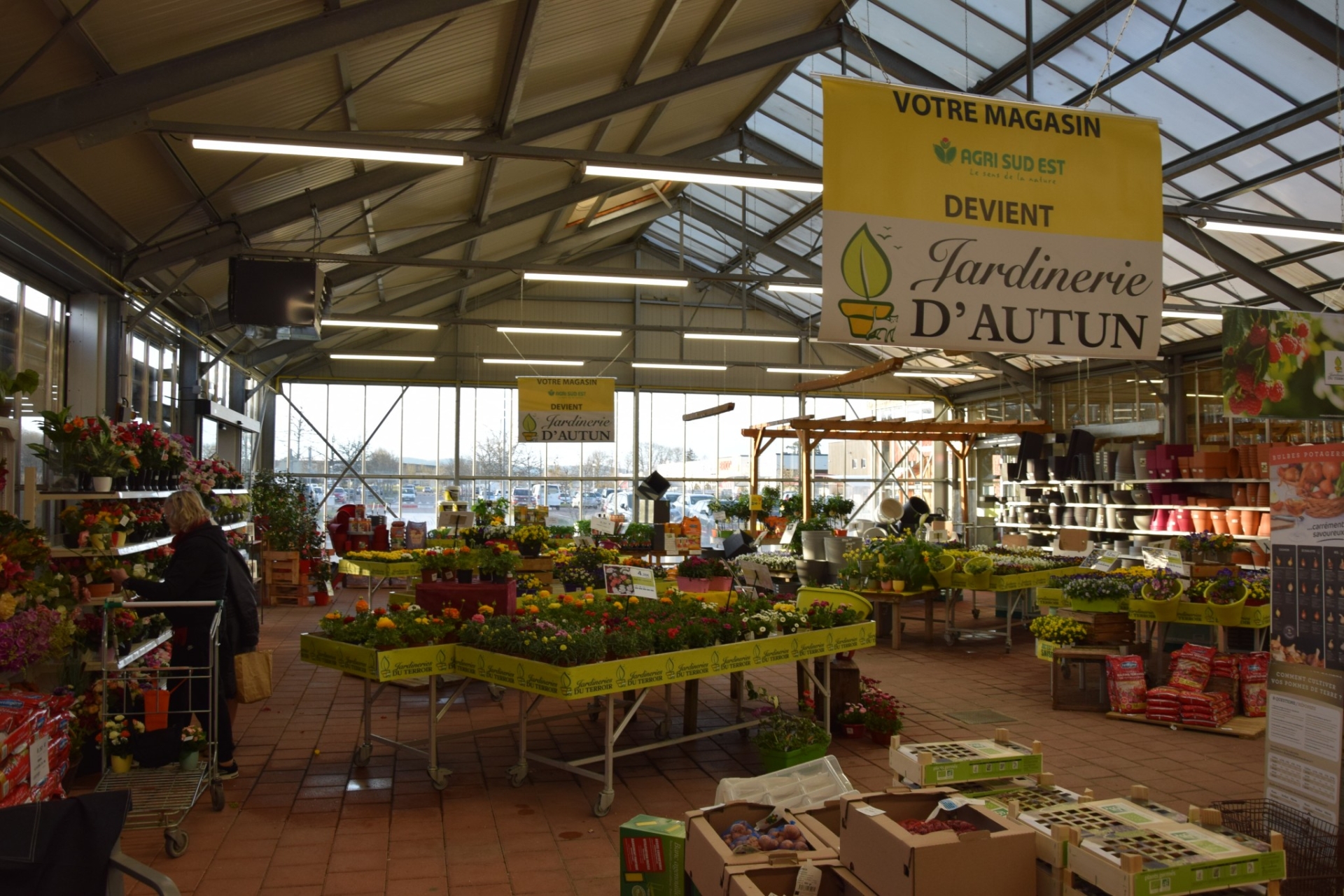 Autunois-Morvan : Avéal inaugure la « Jardinerie d’Autun »