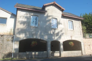 Entre château et sanatorium à La Guiche