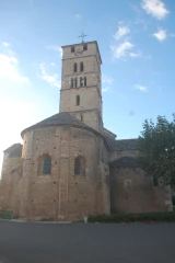 A Uchizy, saint Pierre veille sur le village