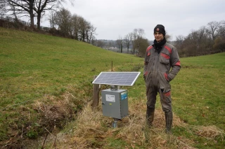 À Saint-Martin-de-Lixy, Émilien Sambardier adopte les clôtures électriques pour toute son exploitation !