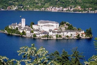 Partez découvrir la magie et les beautés des lacs italiens