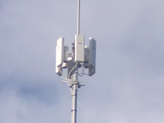Téléphonie mobile : les opérateurs et le gouvernement s’engagent sur la couverture rurale