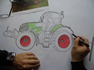 Renforcement de la concurrence entre concessionnaires chez John Deere et AGCO