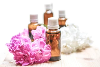 Quelques conseils pour  utiliser en toute sécurité les huiles essentielles de plantes