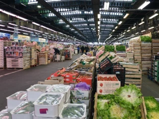 Le Marché de gros de Rungis, place forte du commerce agricole et alimentaire, fête ses 50 ans