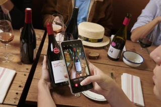 « Faire appel à des influenceurs nous permet de rajeunir notre cible »