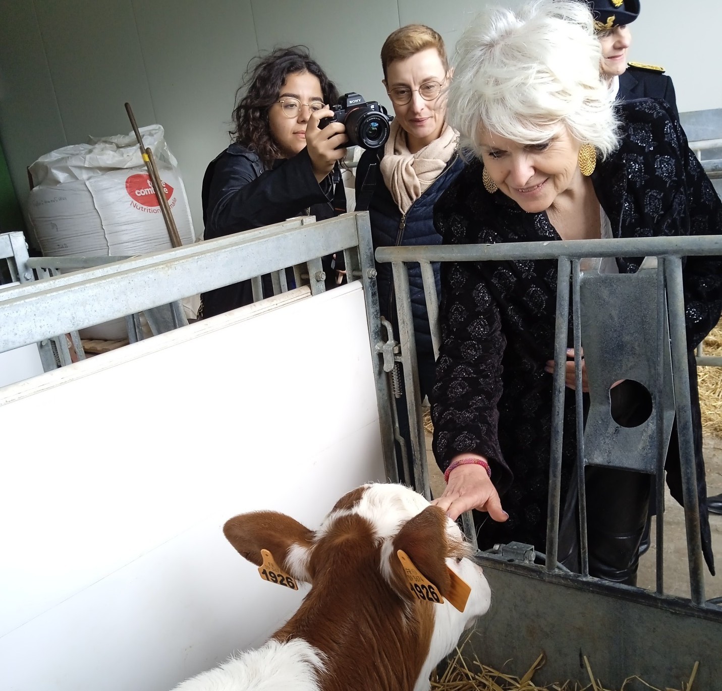 La ministre Isabelle Lonvis-Rome à la rencontre des agricultrices